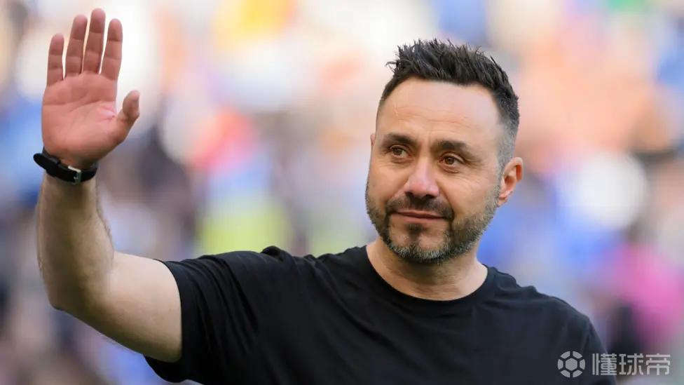  罗马诺：热刺非常想邀请德泽尔比执教，波切蒂诺也在考虑范围