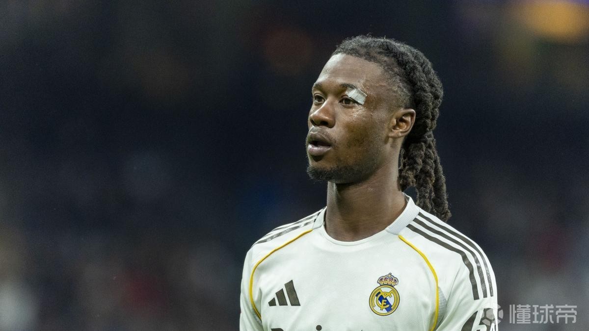 世体：卡马文加和球队不在一个节奏上，皮塔奇已抢走他的位置