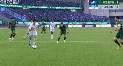 澎湃：申花暂未有对杨皓宇染红的判罚进行申诉的准备