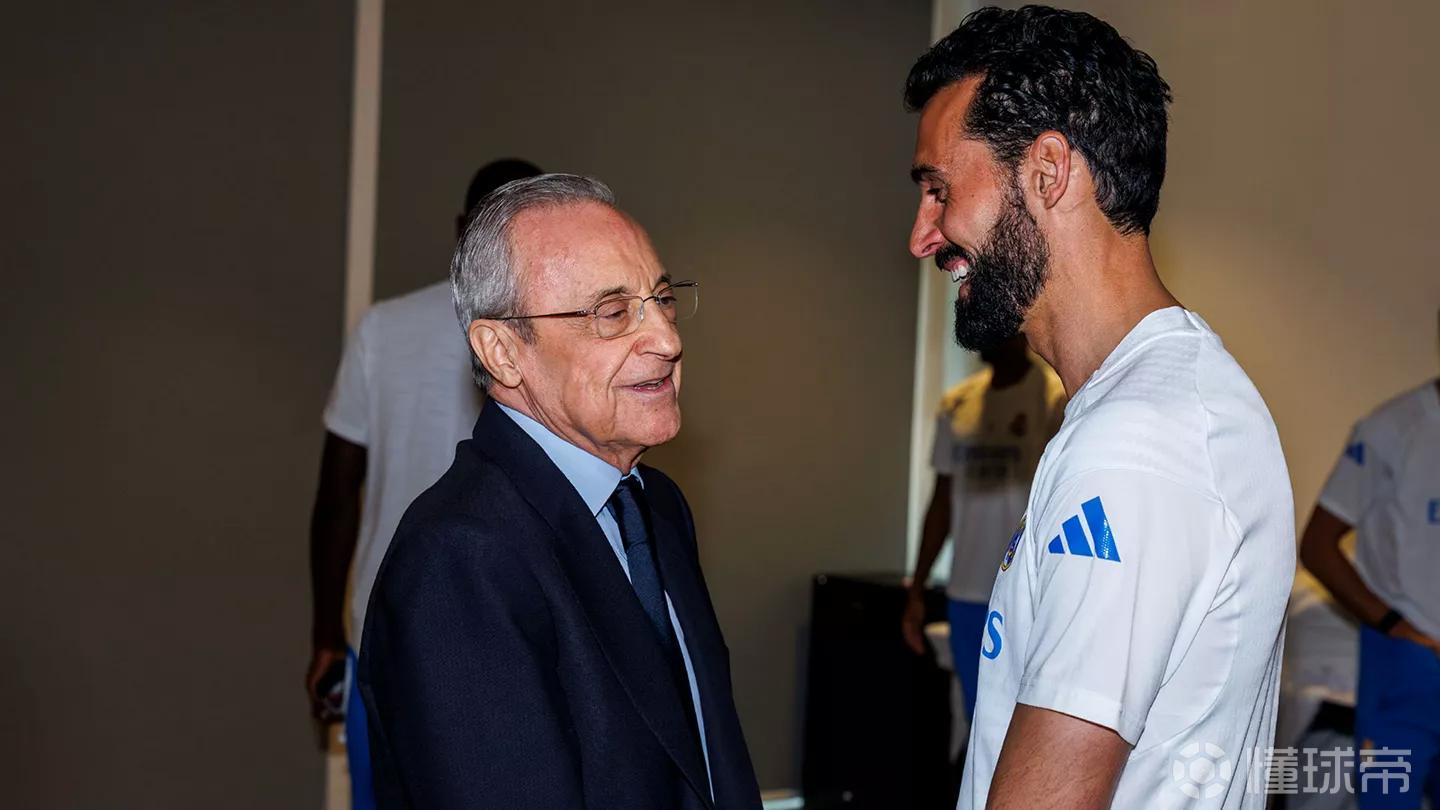 官方：弗洛伦蒂诺已抵达曼彻斯特，他将现场督战皇马对阵曼城