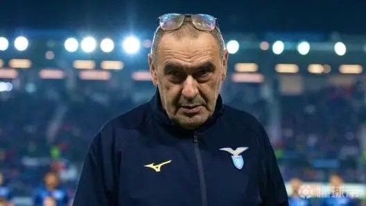 斯基拉：萨里与拉齐奥高层关系并不融洽，下赛季能否留任存疑