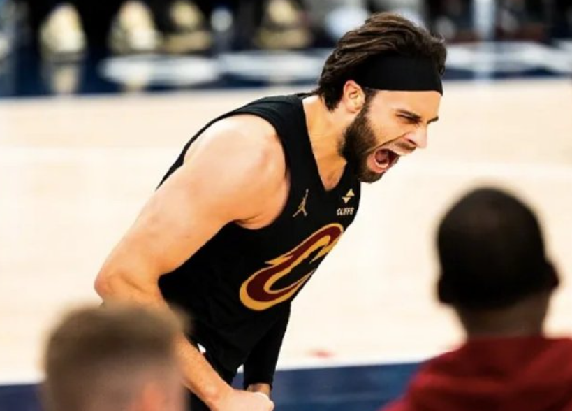 首秀就7投6中！骑士队终极补强，哈登又轻松了