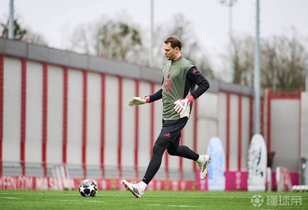 法尔克：若诺伊尔决定续约，拜仁高层将努力说服他降薪