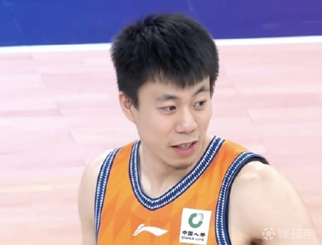 张镇麟：连胜归功于大家心态平稳，战山东要让克里斯远离篮筐