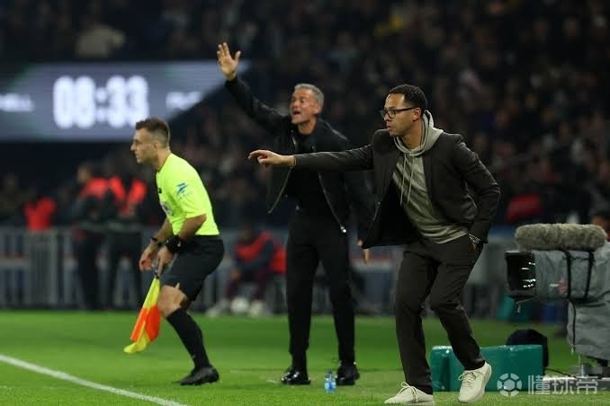 邮报：罗塞尼尔与切尔西高层关系良好，高层失去耐心说法不实