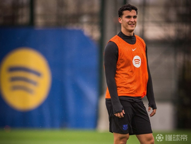 莫雷托：科尔特斯与巴萨续约至2028年，外加1年的续约选项