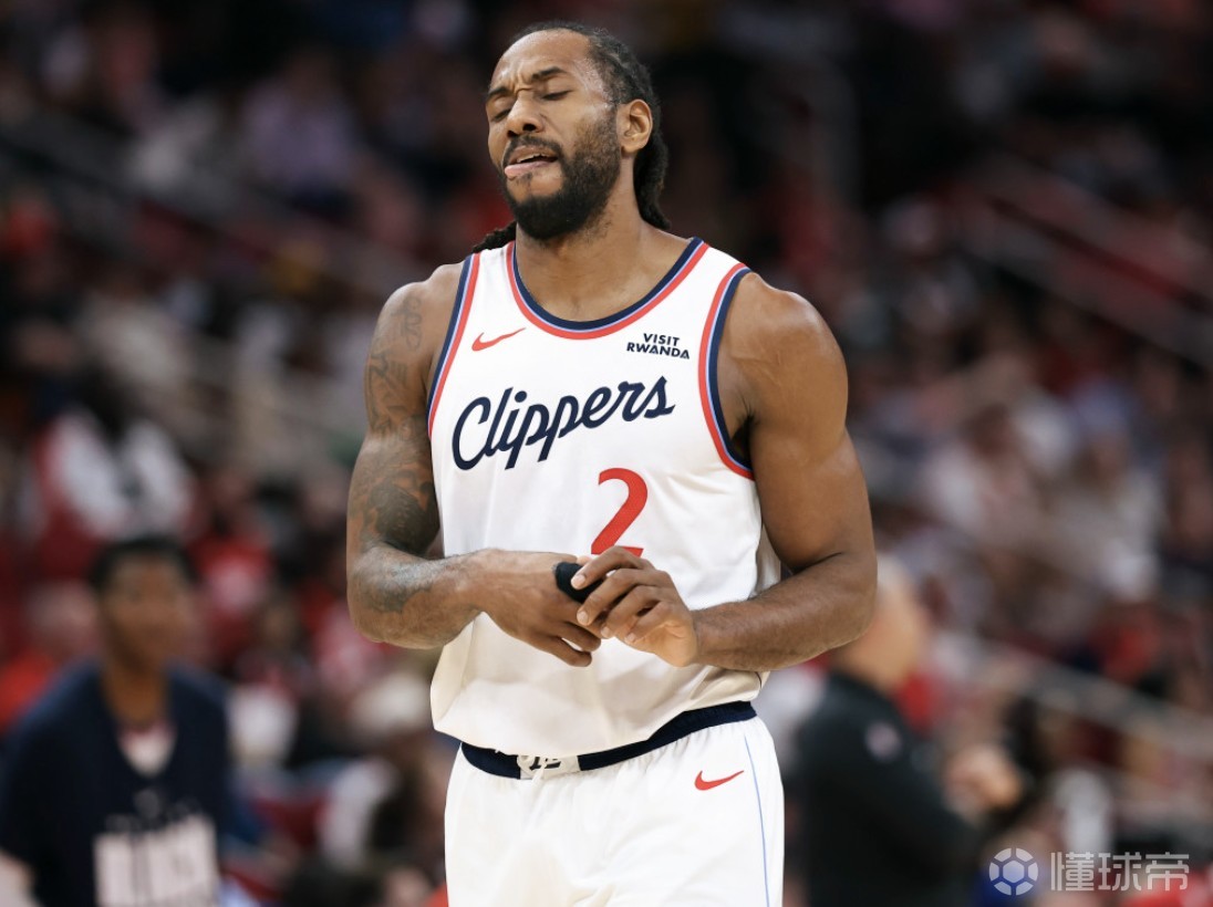 快船官方：伦纳德将随队前往新奥尔良，状态为每日观察